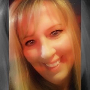 Meet your Posher, Kari